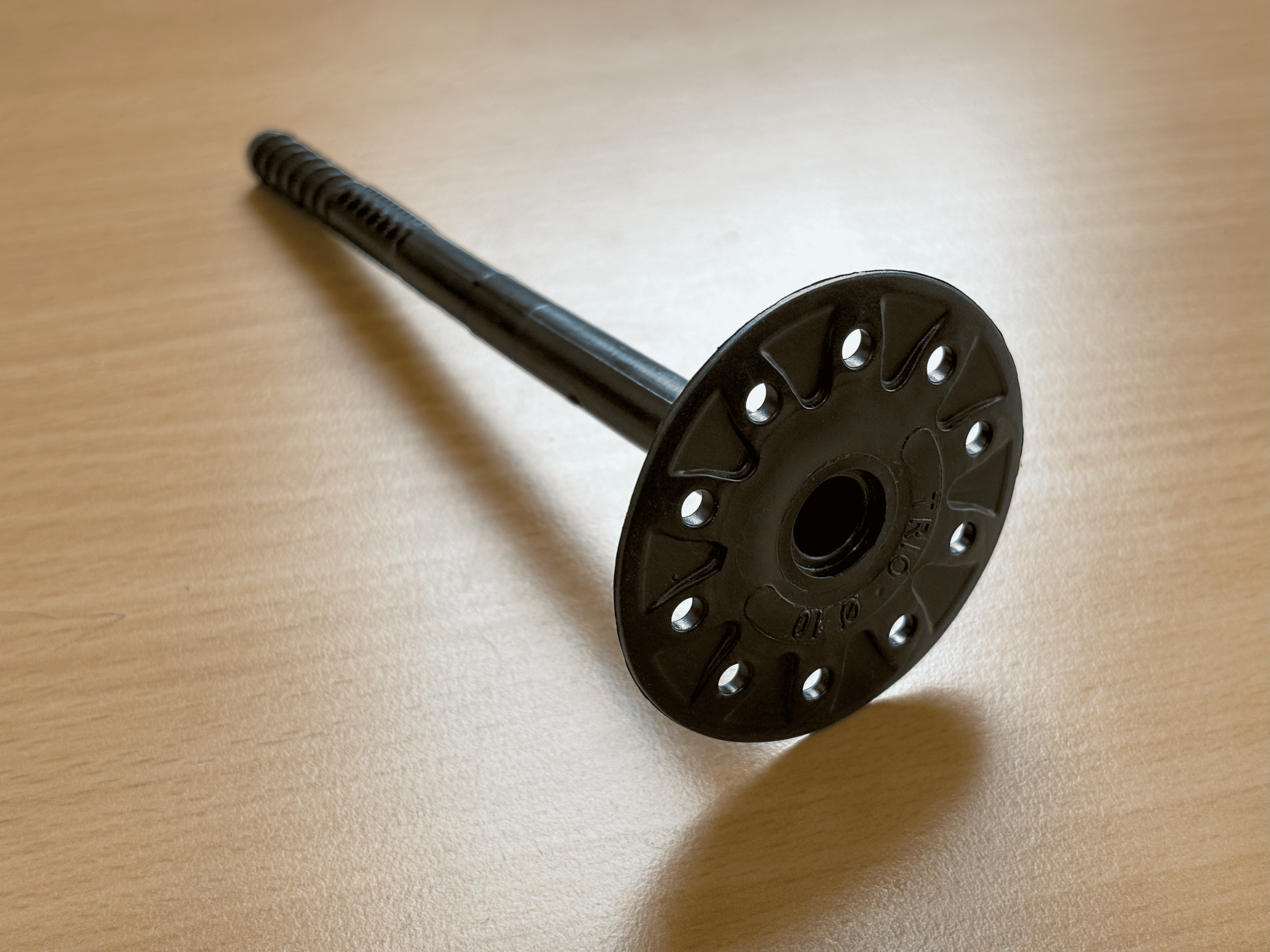 изделие от пластмаса