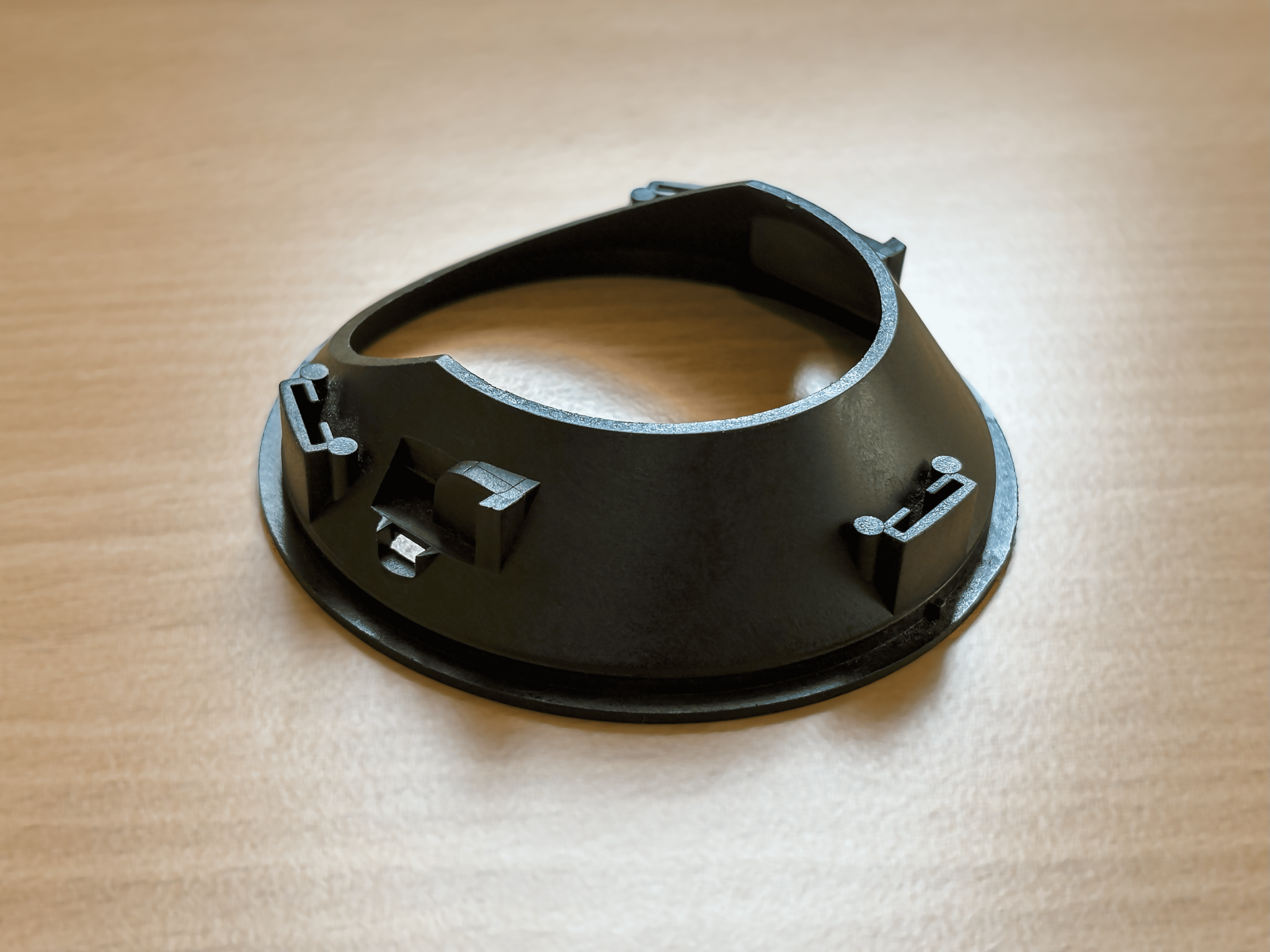 изделие от пластмаса